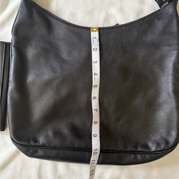 Loved Longchamp Black Vegan Leather Hobo Bag and Wallet - Picture 4 of 11